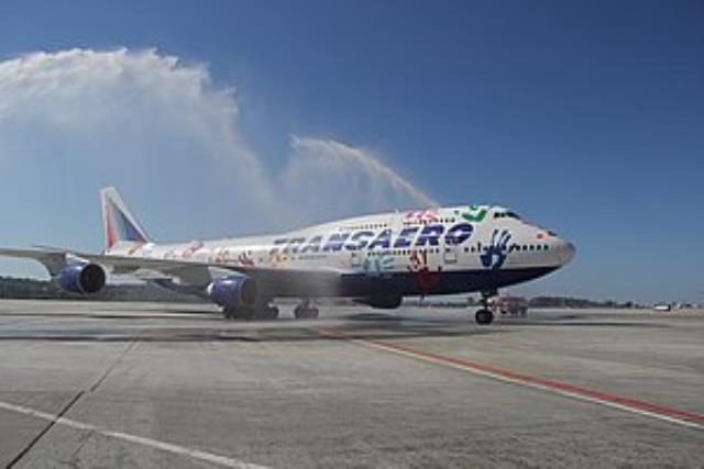 Авиакомпания "Трансаэро" впервые выполнила рейс Москва – Сочи – Москва на самолете Boeing 747-400.