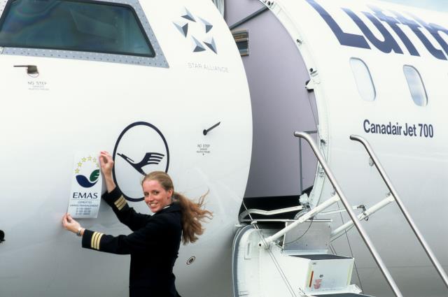 Lufthansa первой станет использовать биотопливо на регулярных рейсах