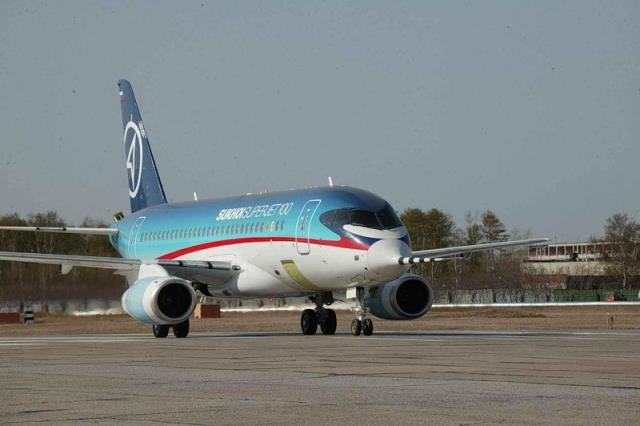 Поставки самолетов Sukhoi Superjet 100 для “ЮТэйр” начнутся в 2013 году