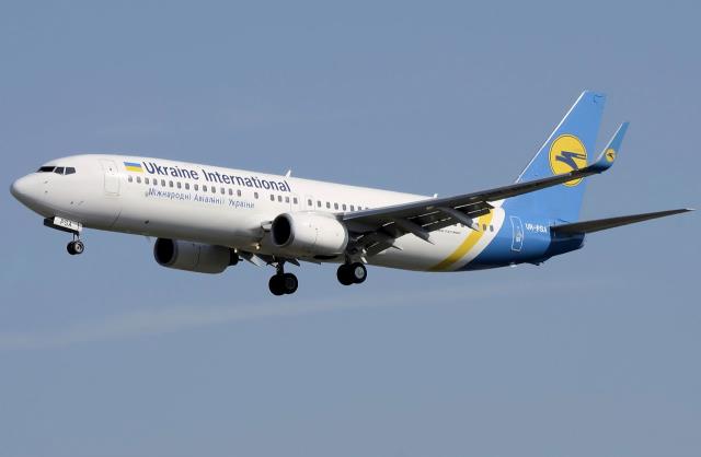 Авиакомпания "МАУ" получила очередной самолет Boeing 737