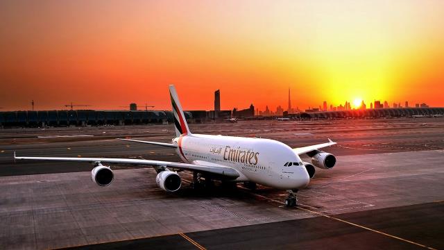 Emirates в зимнем расписании изменит график полетов в Санкт-Петербург