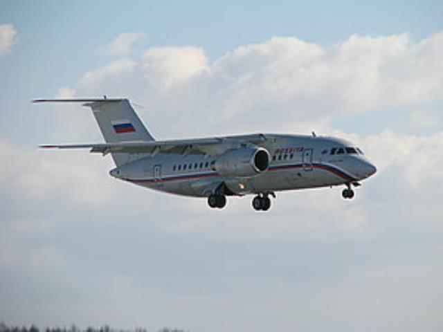 Самолет Ан-148 авиакомпании "Россия" с символикой 70-летия Великой Победы осуществил первый рейс.