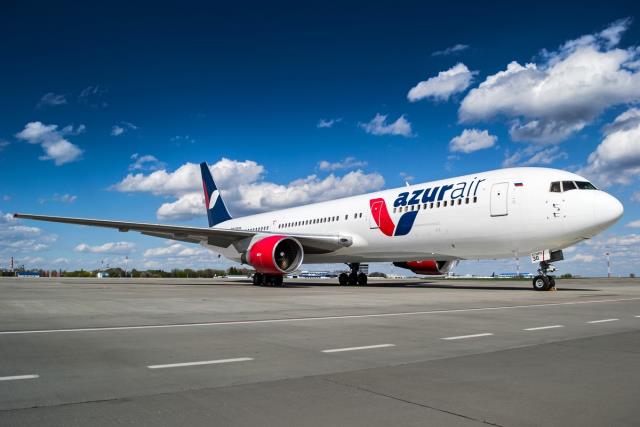 Azur Air ответила на сообщения о холоде в летевшем из Мексики самолете