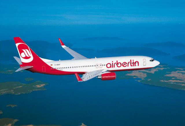 Авиакомпания Air Berlin в 2010 году перевезла 33,593 млн человек