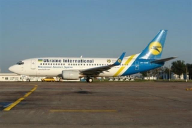 МАУ продлила отмену рейсов в Симферополь.