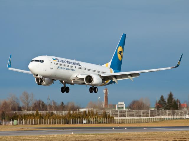 Авиакомпания МАУ получила очередной самолет Boeing 737-800NG