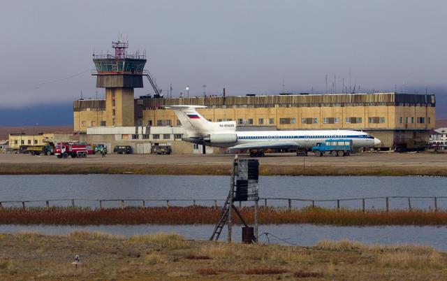 На Чукотке планируют начать реконструкцию самого северного аэропорта России