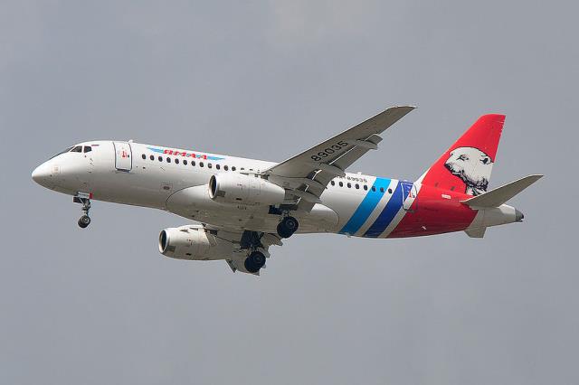 Авиакомпания «Ямал» вернет 300 млн рублей за билеты, которые сдали пассажиры