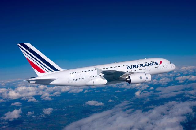 Чистая прибыль авиакомпании Air France за 2016 год выросла в 6 раз 