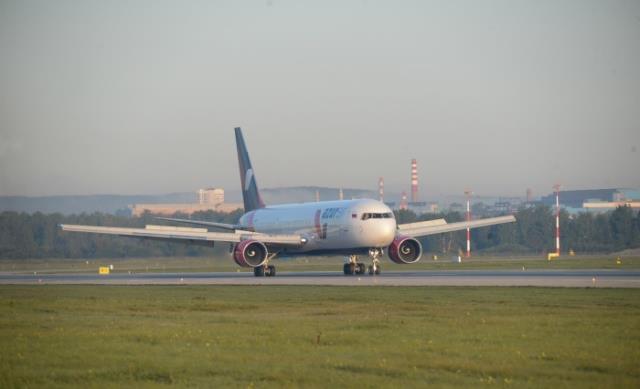 Авиакомпания Azur Air на 12 часов задержала рейс из Екатеринбурга в Анталью