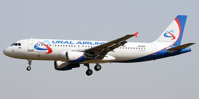 «Уральские авиалинии» опровергли информацию о задымлении на борту самолета в Екатеринбурге