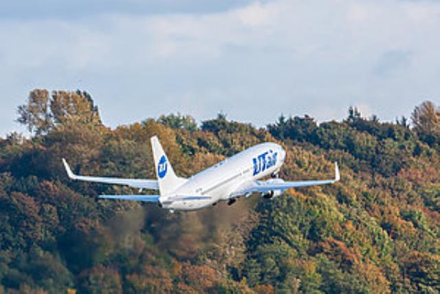 Компания "ЮТэйр" получила второй самолет Boeing 737-800 NG.