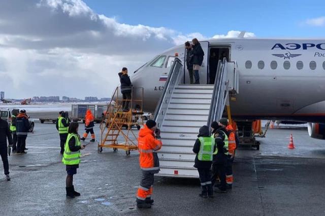 Самолет «Аэрофлота» вернулся в Шереметьево из-за трещины в стекле