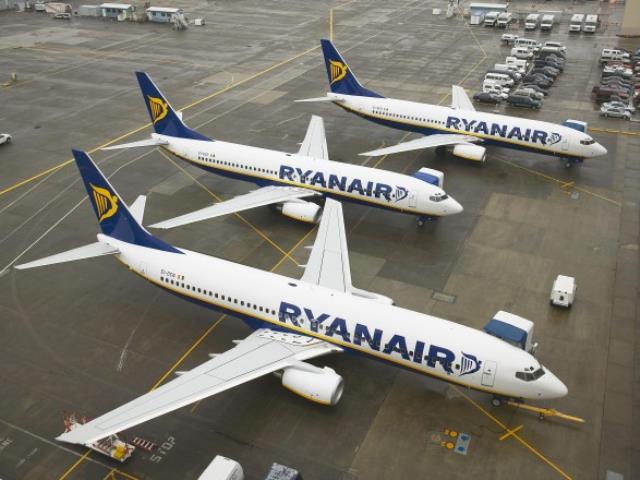 Из-за крупнейшей забастовки Ryanair в Европе отменено 400 рейсов