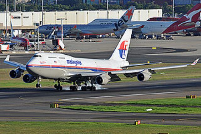 "Malaysia Airlines" сократит пассажировместимость на 10% в этом году