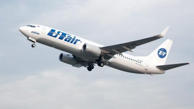 В самолетах Utair будут раздавать изделия с никотином