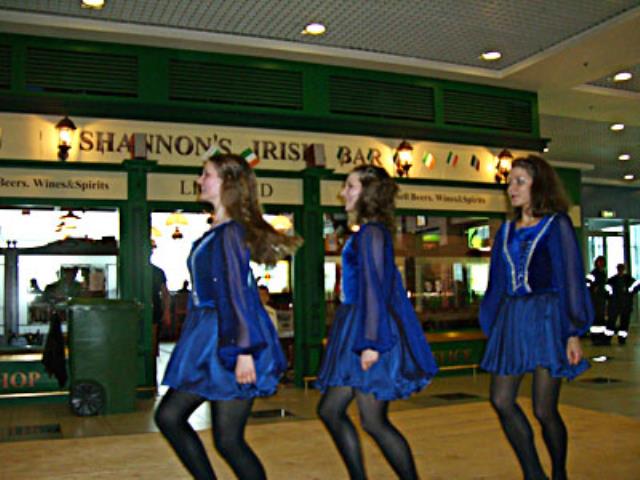 Shannon's Irish Bar празднует день рождения в Международном аэропорту Домодедово