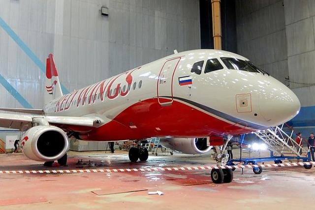 Авиакомпания Red Wings планирует к концу 2016 года увеличить парк Sukhoi SuperJet 100 до десяти самолетов.