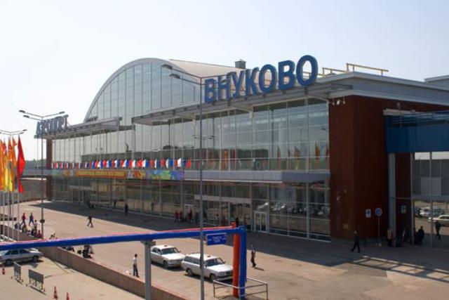 Прокуратура вмешалась в конфликт "Скай Экспресса" и "Внуково"