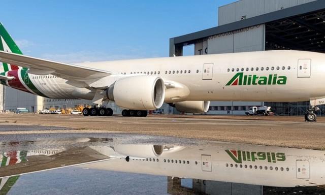 Власти Италии получат 15% авиакомпании Alitalia