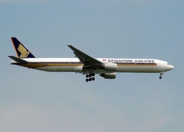 Boeing 777-300