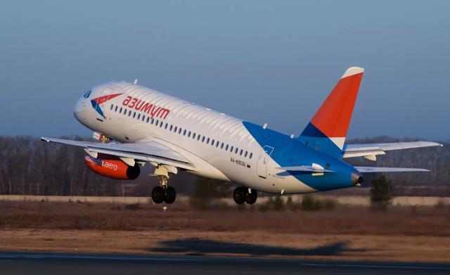 ГТЛК поставит «Азимуту» еще два самолета SSJ100