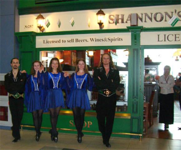 Shannon's Irish Bar празднует день рождения в Международном аэропорту Домодедово