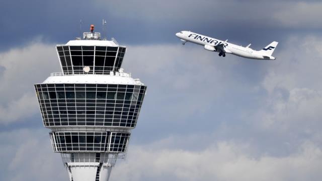Finnair с понедельника отменяет 250 рейсов из-за забастовки