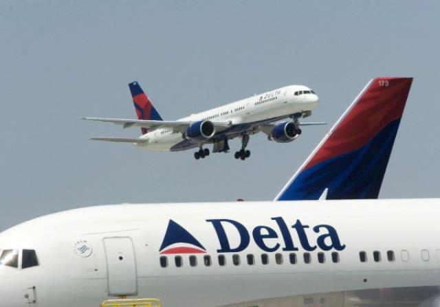 Авиакомпанию Delta обвинили в антисемитизме
