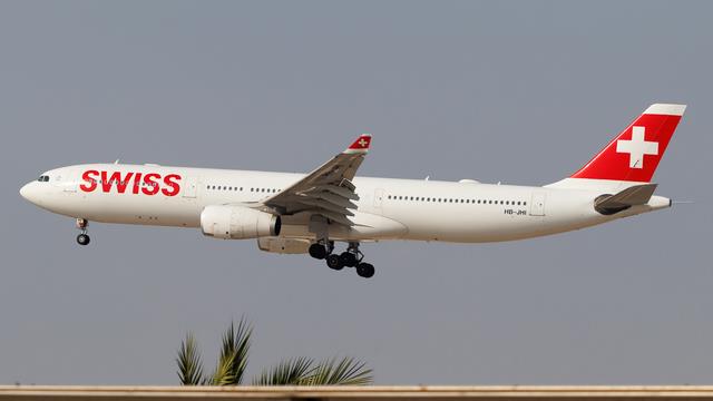 HB-JHI:Airbus A330-300:Swiss International Air Lines