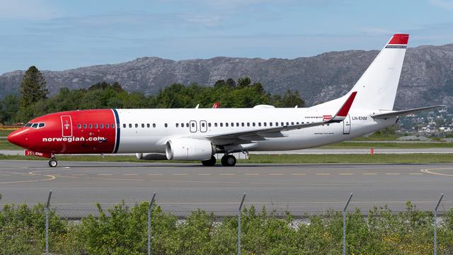 LN-ENM:Boeing 737-800:Norwegian Air Shuttle