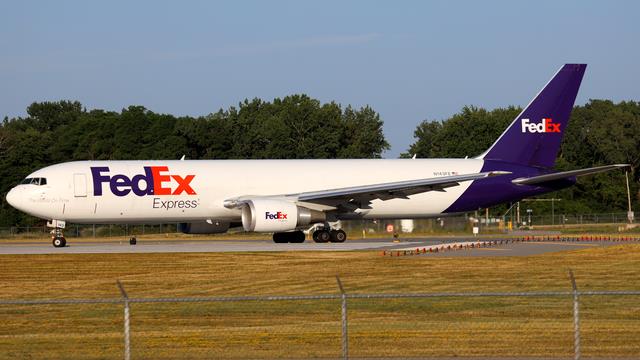 N143FE:Boeing 767-300:FedEx Express